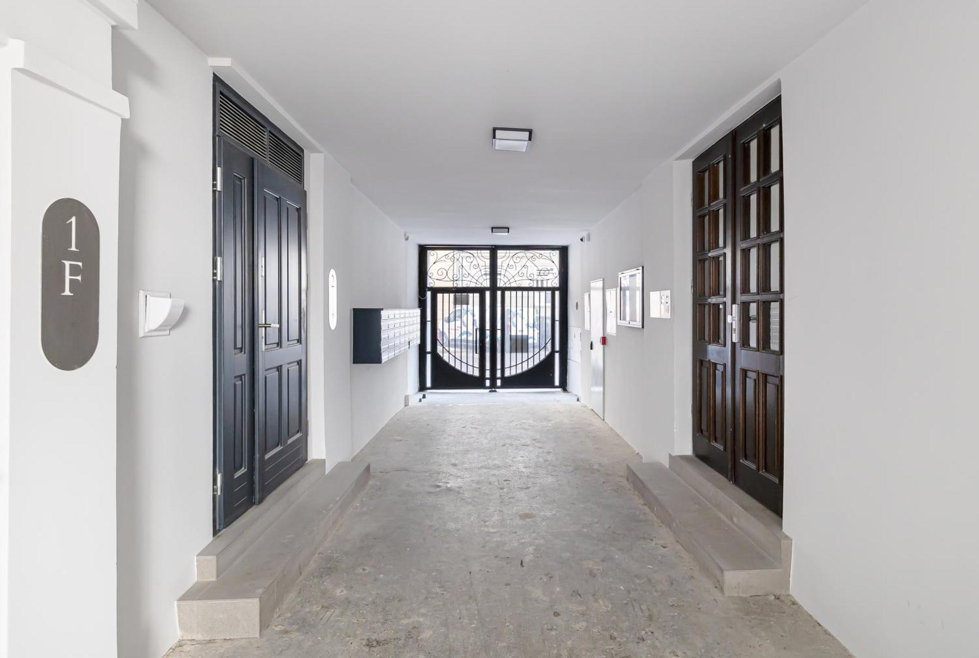 Lwowska 9 - Cozy & Comfortable Studio By Noclegi Renters Варшава Экстерьер фото